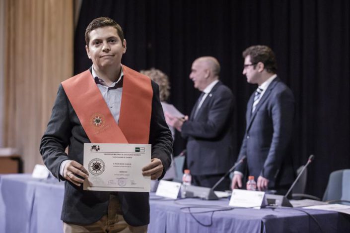 apertura uned 2017-18-14