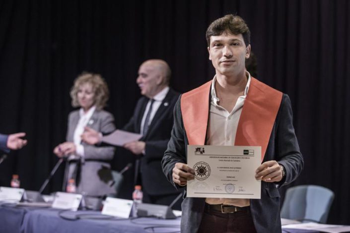 apertura uned 2017-18-15