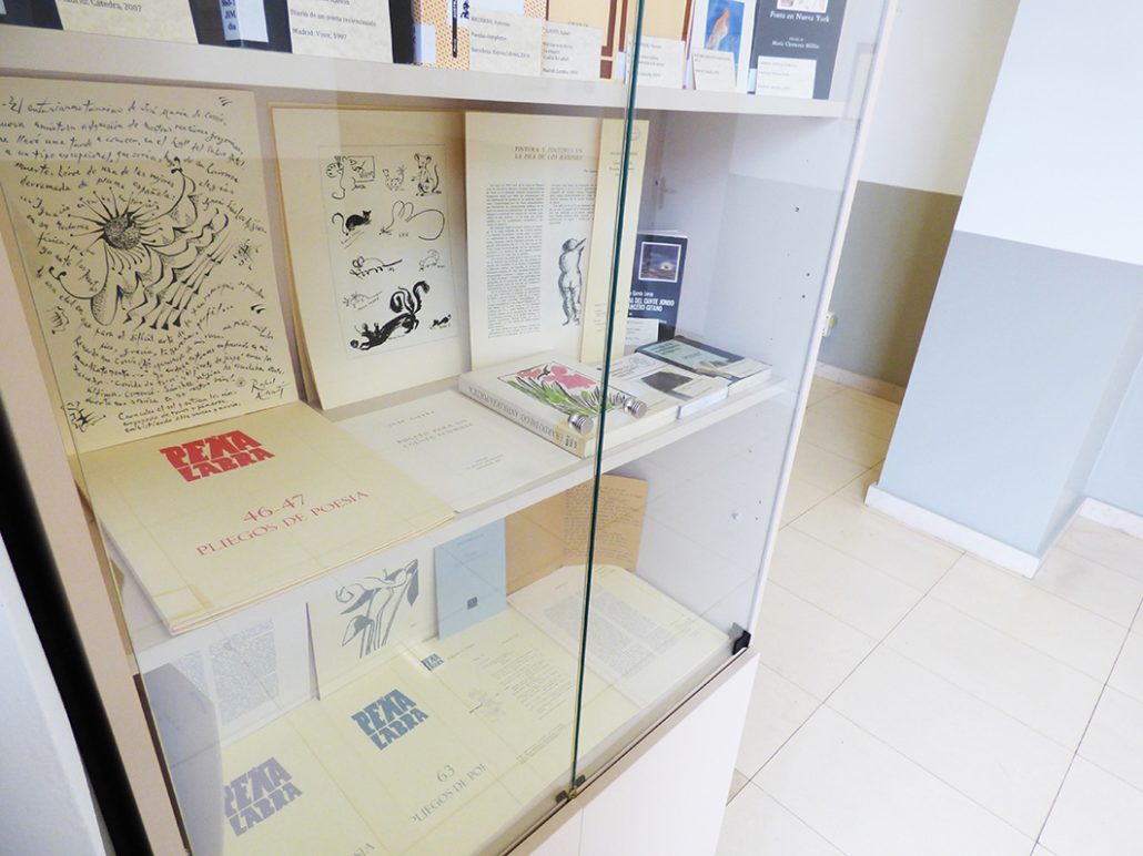 Exposición Trabajos de Poetas en UNED Cantabria