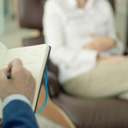 imag_psicoterapia-psicoanalítica-pexels-kampus-8430297 Seminario sobre Neurobiología y Psicoterapia psicoanalítica en UNED Cantabria