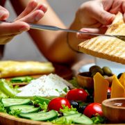 UNED Cantabria explorará qué factores influyen en los hábitos alimentarios