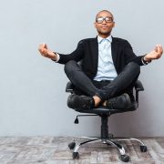 UNED Cantabria ofrece un curso para promover la claridad mental y el bienestar en el entorno laboral