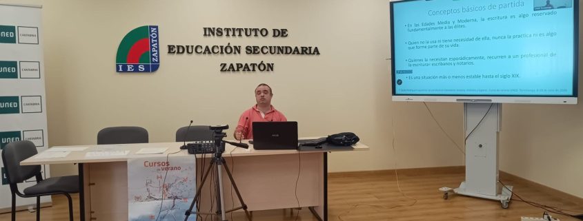 Curso de Verano de UNED Cantabria en Torrelavega para reflexionar sobre la escritura como herramienta de poder