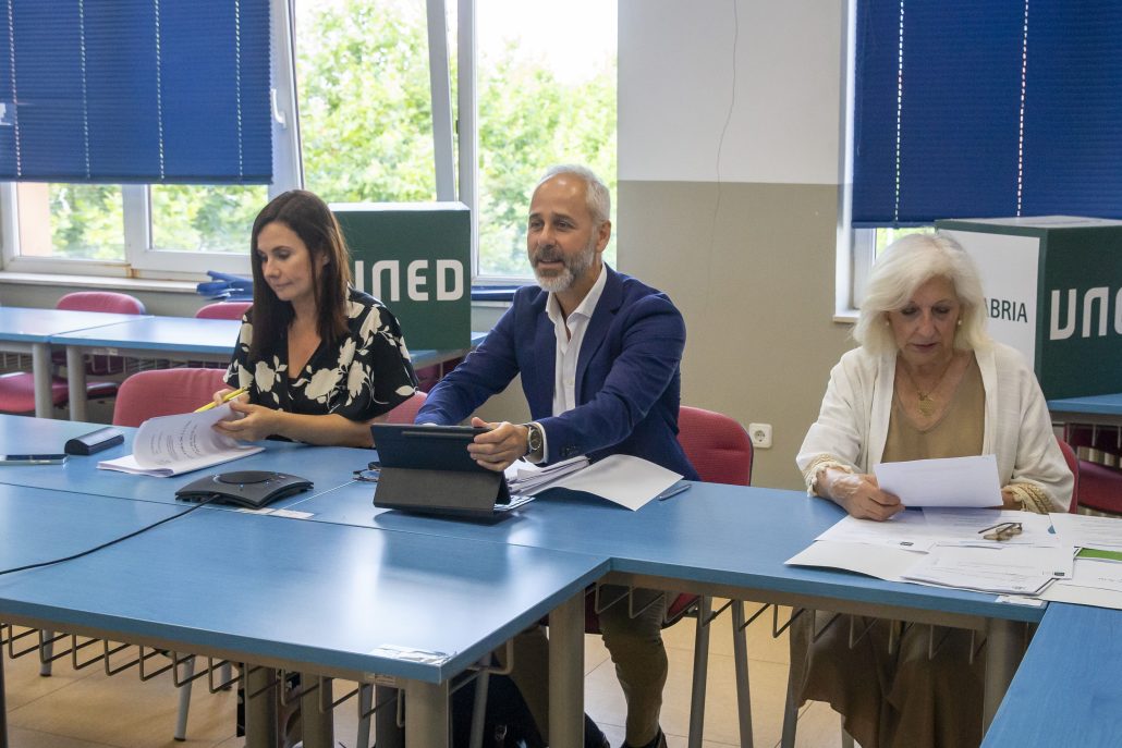 Celebrada la Junta Rectora del Consorcio en la que se anuncian dos nuevos dobles grados en UNED Cantabria para el próximo curso